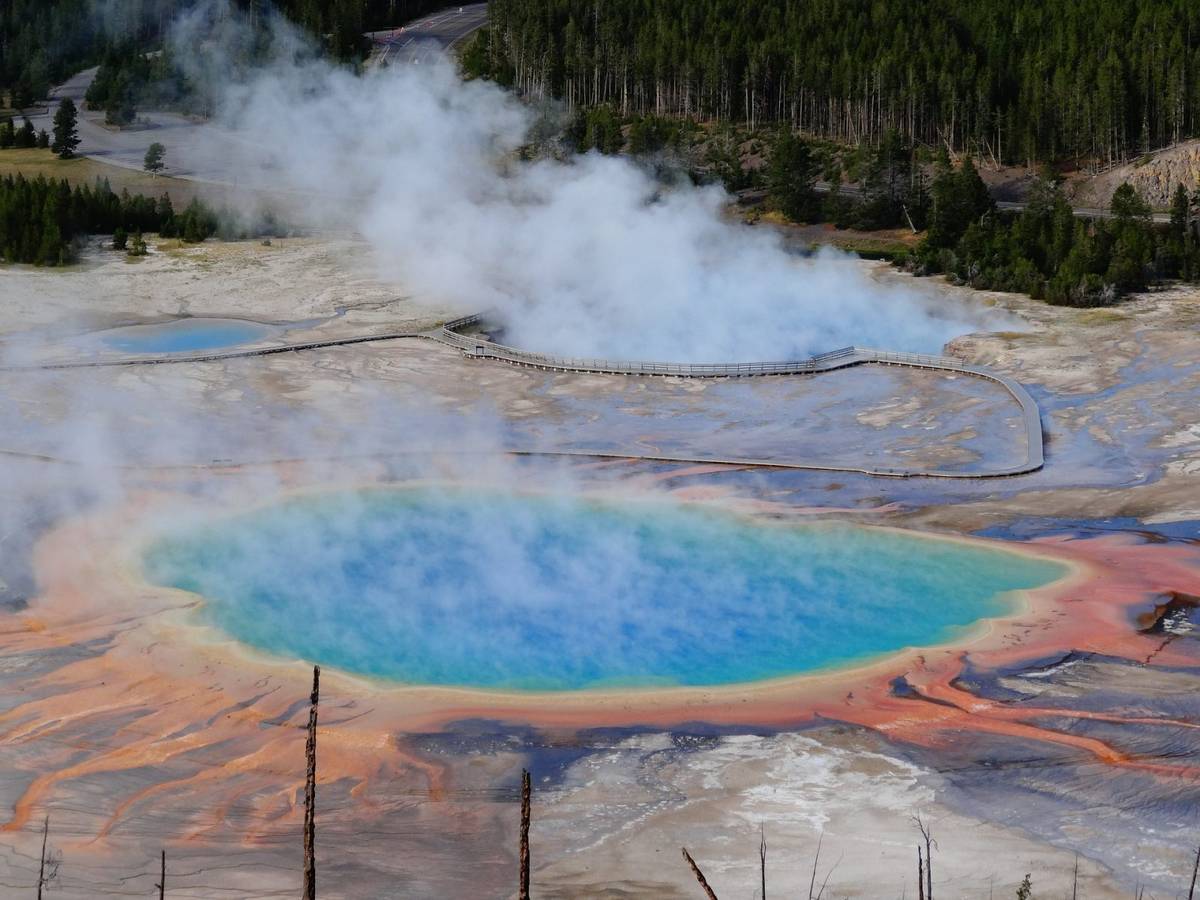 Pod Yellowstone jest aż dwa razy więcej magmy, niż sądzono. Badacze są jednak dziwnie spokojni