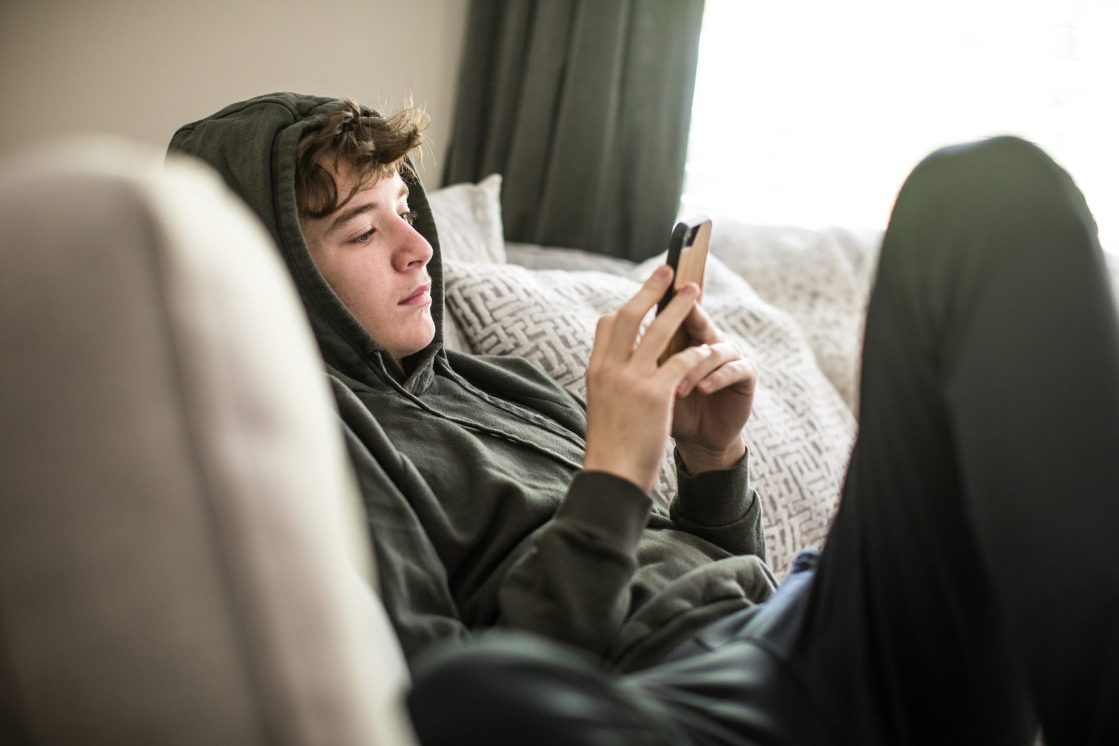 Media społecznościowe nie szkodzą psychice nastolatków? Przebadano 430 tys. młodych osób